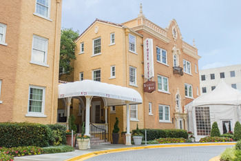 The Artmore Hotel