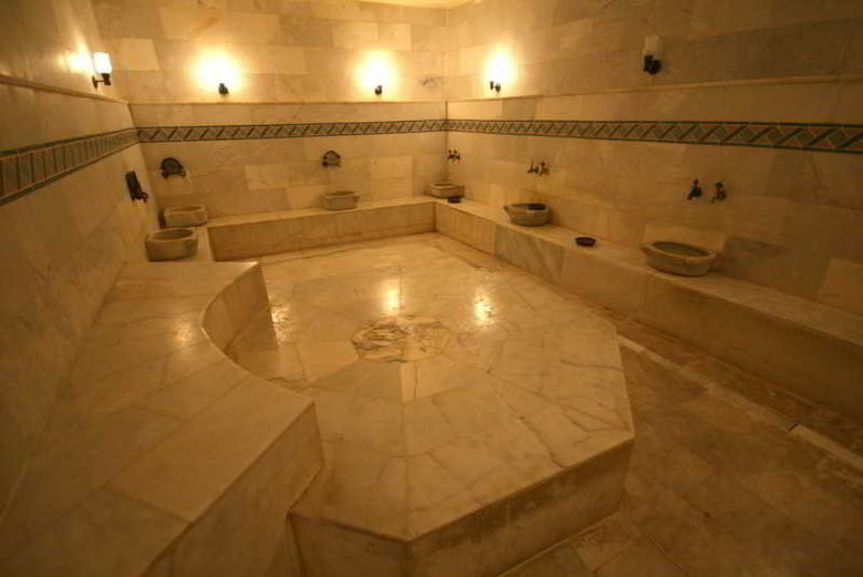 Golden Beach Hotel