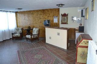 Hotel Piccolo Chalet (.)