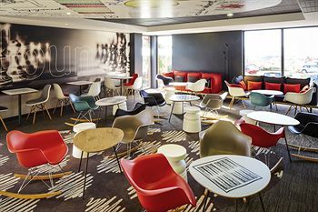 Hotel Ibis Luton Airport