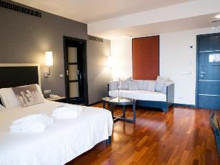 Aga Hotel