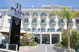 Aga Hotel