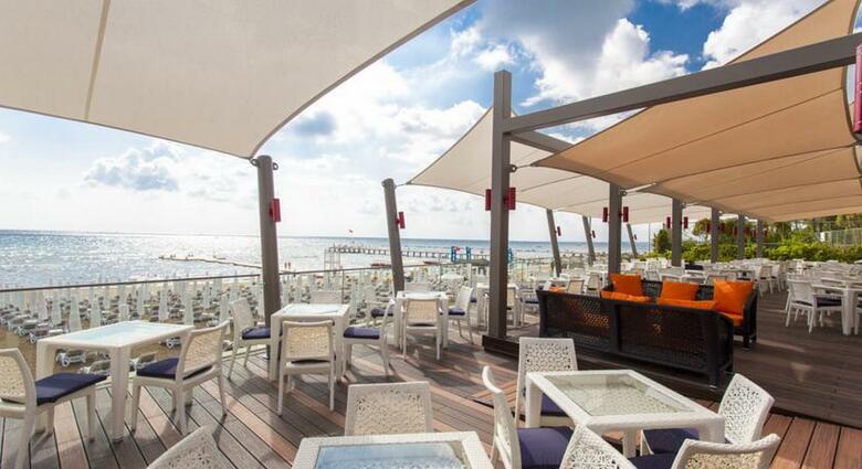 The Sense Deluxe Hotel