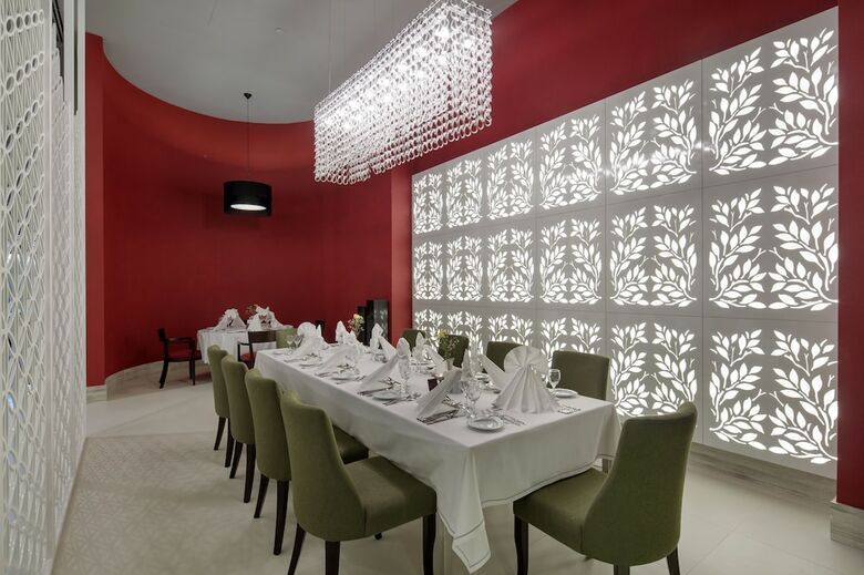 The Sense Deluxe Hotel