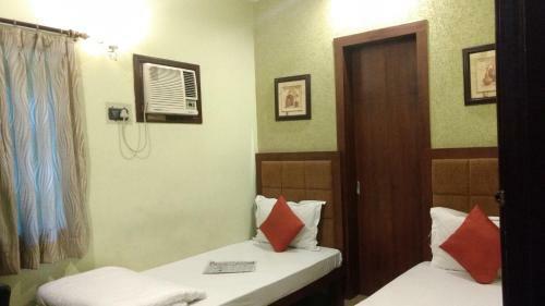 Hotel Bhammar's Inn - A Pure Veg