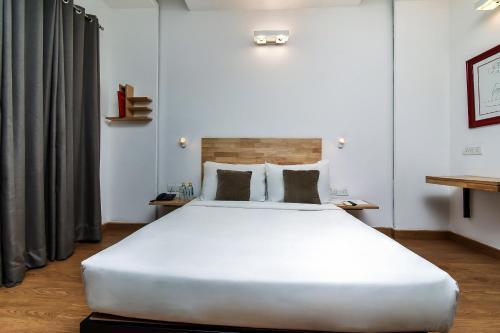 Hostal Oyo Townhouse 003 Southend Sohna Road