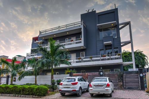 Hostal Oyo Townhouse 003 Southend Sohna Road