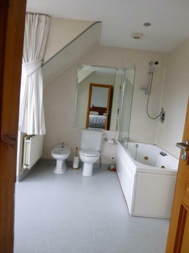 Acton Lodge B&B