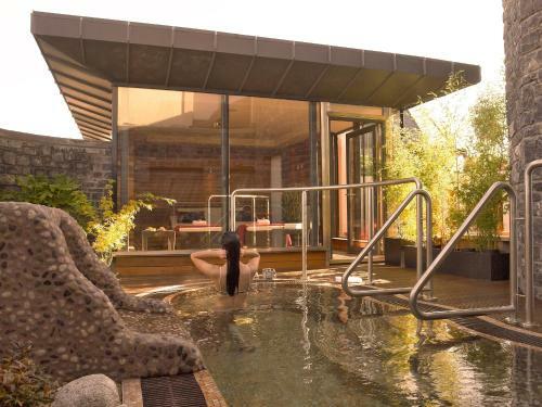 Castlecourt Hotel, Spa & Leisure