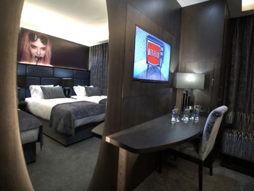 Spanish Arch Hotel
