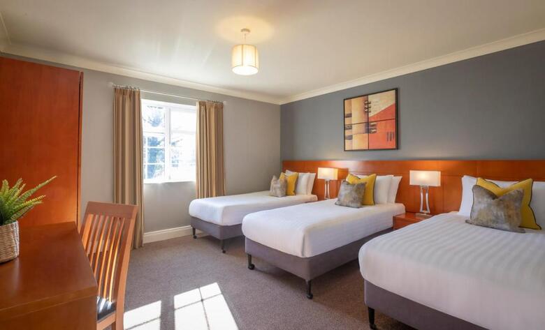 The Gleneagle River Apartments
