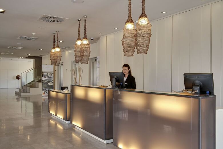 Hotel Pcm Forum Alcal�