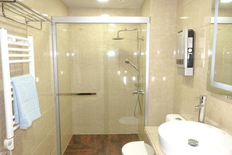 Luxury Dreamland Oasis Apartments