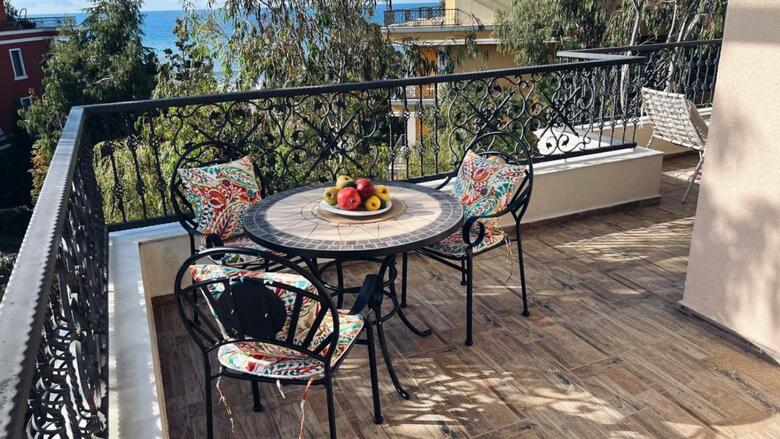 Luxury Dreamland Oasis Apartments
