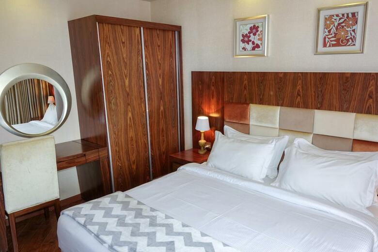 Luxury Dreamland Oasis Apartments