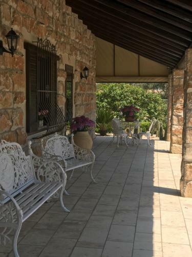 Mythos Holidays & Events