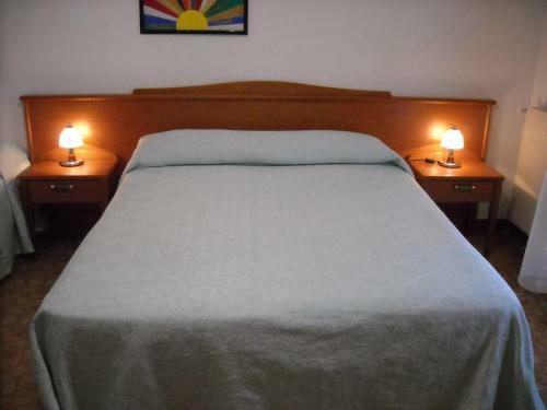 Hotel 2 Mari