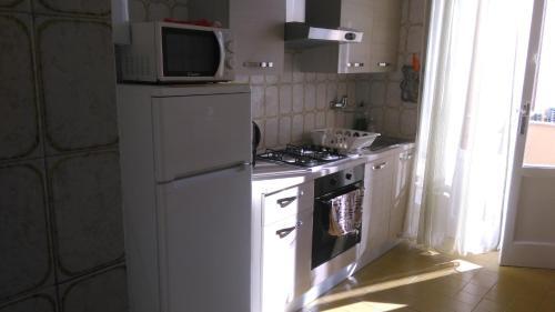 Hostal A Due Passi Dal Treno Affittacamere