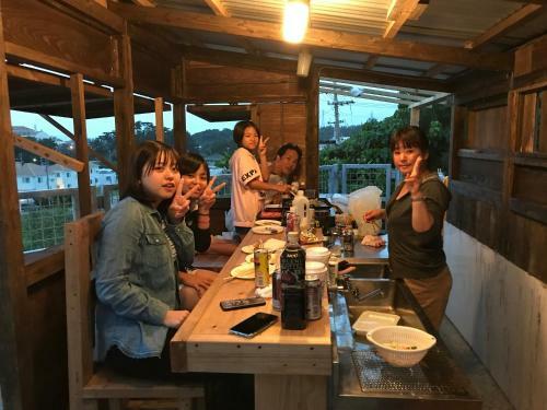 Hostal Pension Crystal Inn Onna