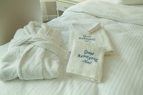 Grand Sapphire Hotel