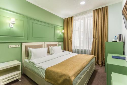 Grand Sapphire Hotel