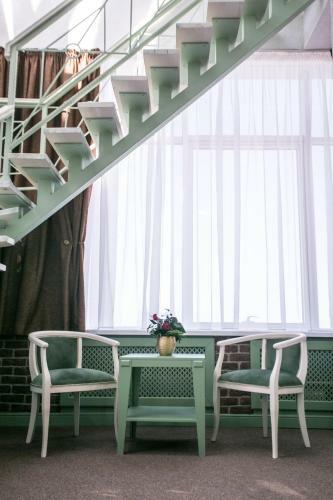 Grand Sapphire Hotel