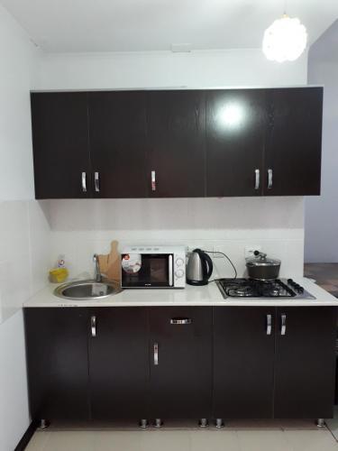 Oscar's Apartments