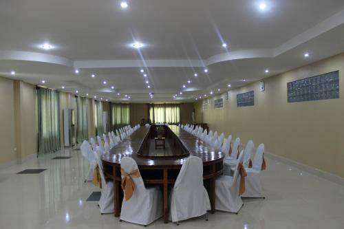 The Grand Riverside Hotel