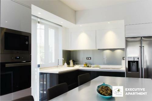 Nikis Dream Luxury Apartments