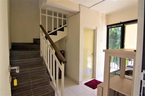 Hostal Reddoorz @ Mayjen Sungkono