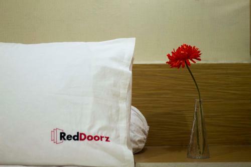 Hostal Reddoorz @ Mayjen Sungkono