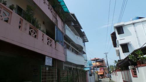 Crystalica Home Stay