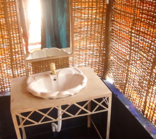 Hotel Krishna Paradise Beach Resort