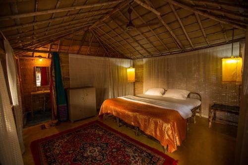 Hotel Krishna Paradise Beach Resort