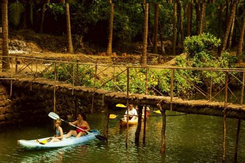 Hotel Krishna Paradise Beach Resort