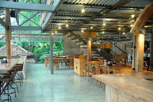 Hotel Desa Alamanis Resort Vila