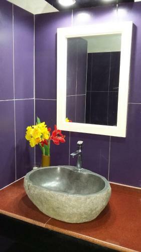 Hostal Lotus Guesthouse