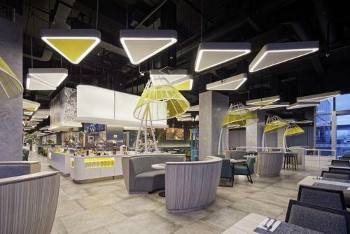 Yello Hotel Harmoni