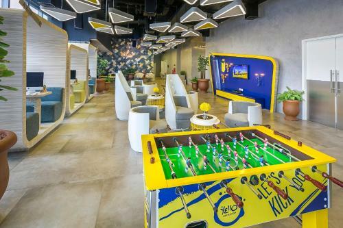 Yello Hotel Harmoni
