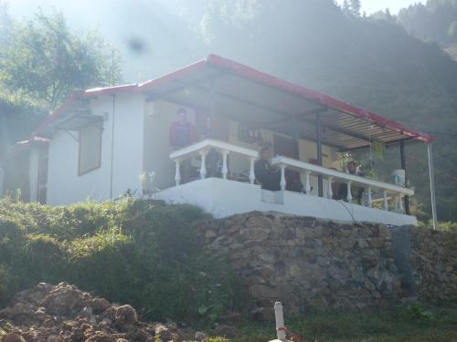 Dhanaulti Camp Homes And Retreat