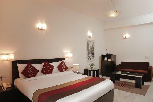 Hostal Ahuja Residency -jcm 55, Dlf Phase -2