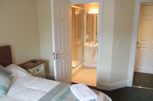 Hostal Mcneills Of Howth