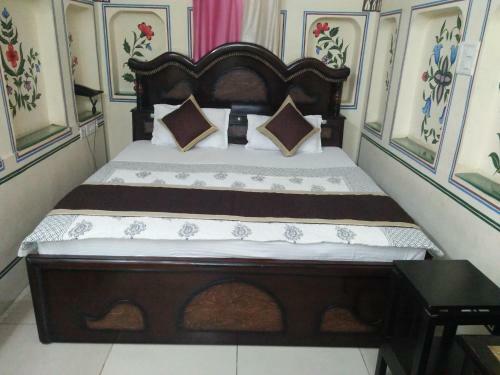 Bed & Breakfast Khandaka Mahal - A Heritage Hotel