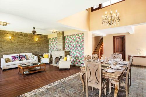One Partridge Hill - Pura Stays