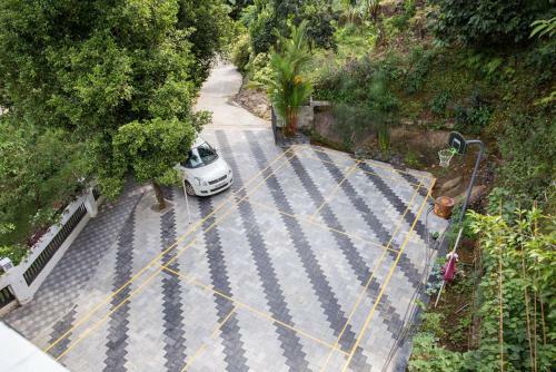 Sceva's Garden Home