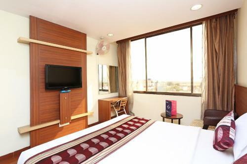 Hotel Corbiz Tower