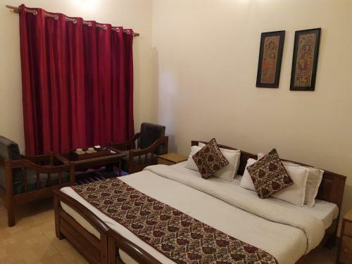 Hotel The Narayana Palace