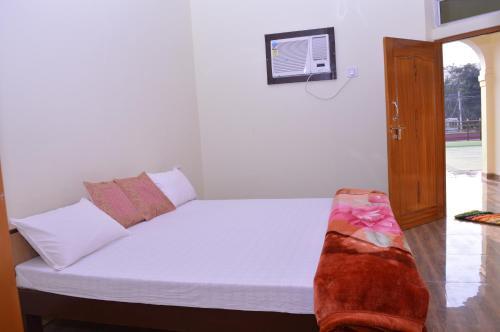 Hostal Saini Guest House