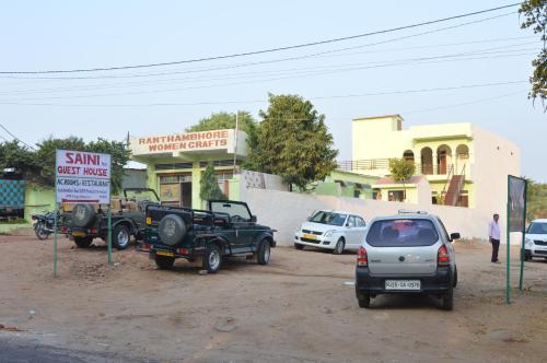 Hostal Saini Guest House