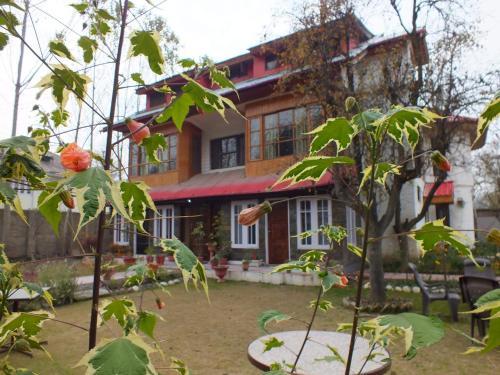 Bed & Breakfast Mahatta Home Stay